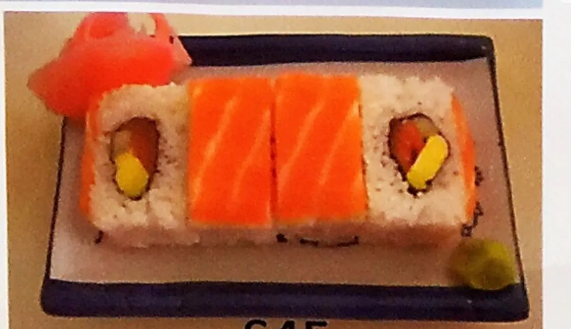 Salmon Oshi